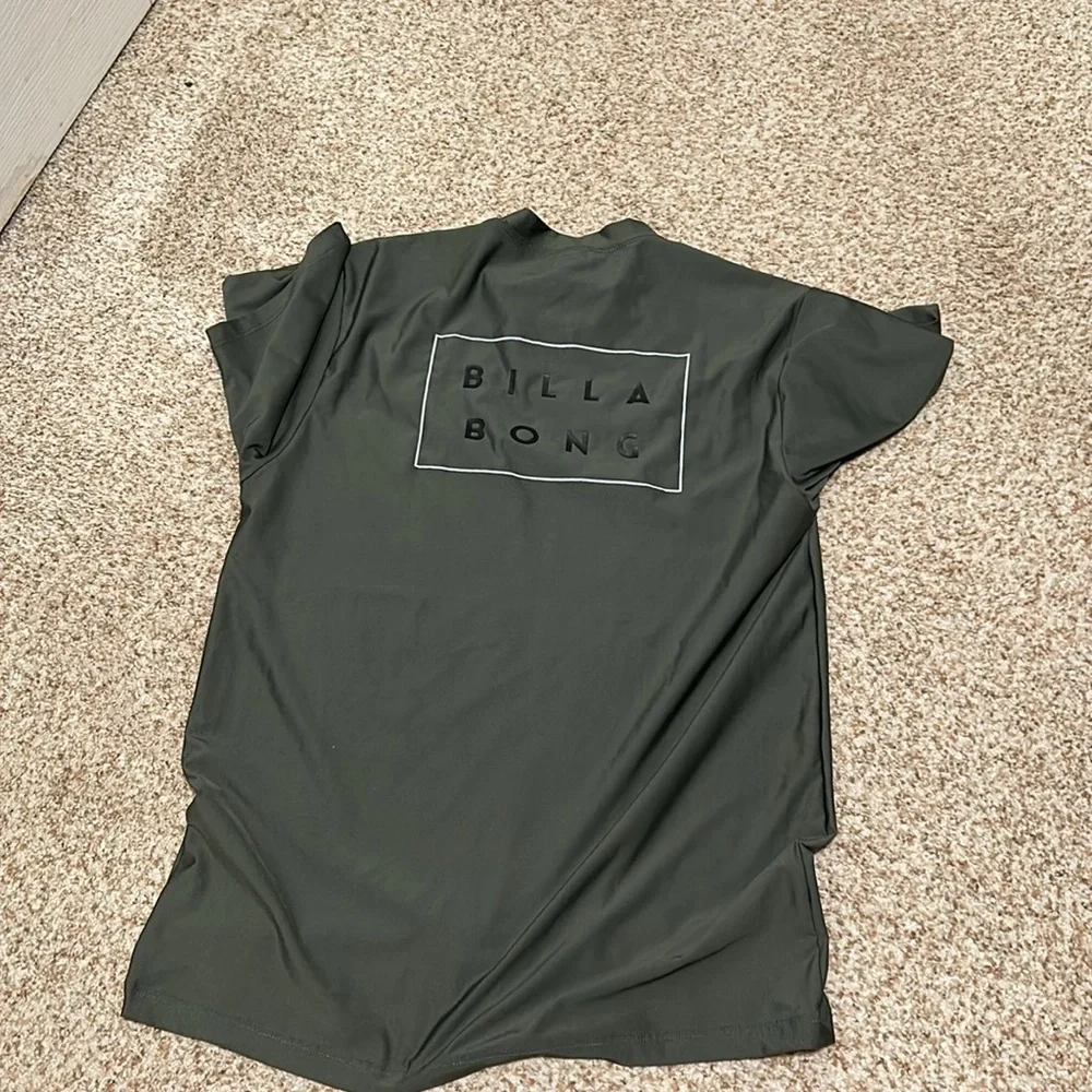 Billabong Rashguard - Picture 2 of 2